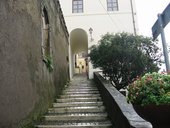 Genazzano, scalinata verso il centro storico